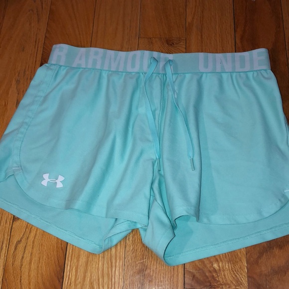 Under Armour Pants - Women’s Under Armour running shorts